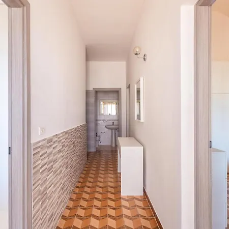 Appartamento Posto Rosso